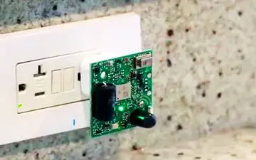 سنسور هوشمندی که اطلاعات فعالیت تمام وسایل خانه را نشان می‌دهد + فیلم