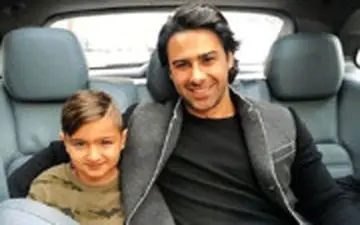 تمرینات فرهاد مجیدی و پسرش امیربردیا در قرنطینه