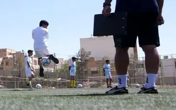 صعود استعدادهای درخشان کودکان کار بر قله ذوب‌آهن