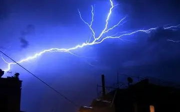 آخر هفته خوزستان، غبار و باد و رگبار