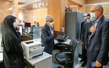 بازدید سرزده مدیرعامل بانک سپه از شعب ادغامی