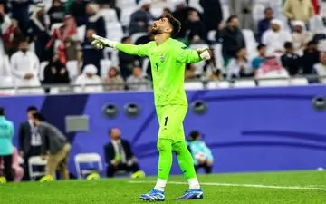 ویدیو | شوت خطرناک بازیکن هوادار و واکنش خوب بیرانوند
