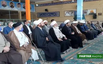 
برگزاری رزمایش ضیافت همدلی / توزیع ۴ هزار بسته معیشتی در مناطق حاشیه نشین استان کرمانشاه + تصاویر