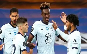 آبراهام یک سال دیگر در چلسی ماندنی شد