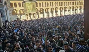 اولین نماز جمعه در مسجد اموی پایتخت دمشق پس از سقوط بشاراسد + تصاویر 