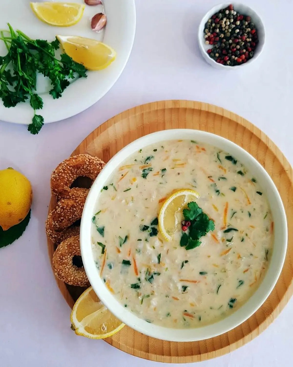 طرز تهیه سوپ گشنیز سالم و مقوی| مناسب سرماخوردگی