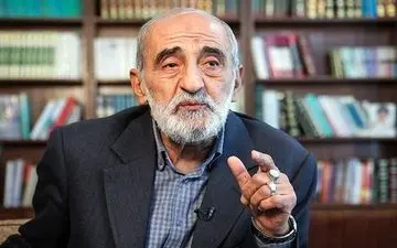 شریعتمداری: انتخاب فرزند شهید آیت الله خامنه ای برای رهبری انقلاب، از سوی امام زمان صورت گرفته است