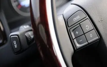 آپشن‌های جذابی که خودروسازان به رایگان ارائه می‌دهند! | فیلم