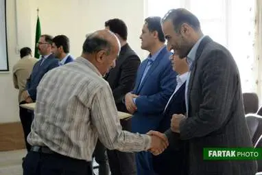 تجلیل از کارگران خدماتی و کارکنان فضای سبز شهرداری در فرهنگسرای گل‌نرگس