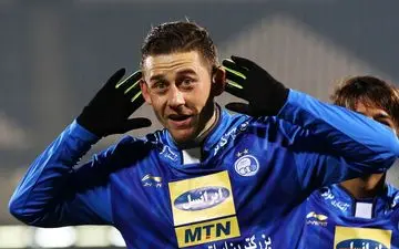 بازگشت ستاره مورد علاقه استقلالی ها به لیگ برتر ایران