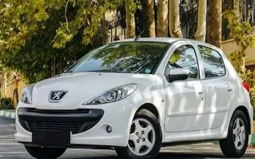 قیمت محبوبترین پژو ایران خودرو ریزشی شد + جدول قیمت انواع پژو ۲۰۷ صفر
