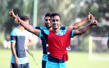 کری ستاره نساجی برای سوپراستار پرسپولیس