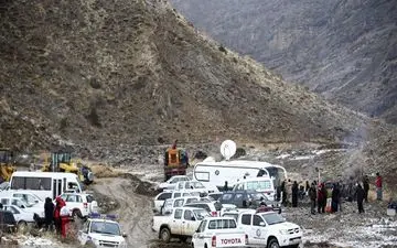 محموله ای از پیکر جانباختگان پروازتهران- یاسوج تحویل پزشکی قانونی شد