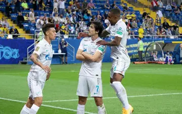 پاس گل آزمون در اولین بازی ۲۰۲۱ +عکس
