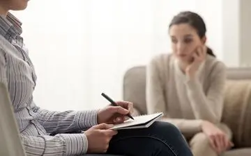 اضطراب و افسردگی؛ شباهت‌ها، تفاوت‌ها و رویکردهای درمانی