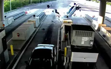 عاقبت تلخ نبستن کمربند ایمنی+فیلم 