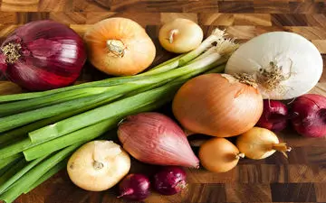 
این افراد نباید پیاز بخورند!