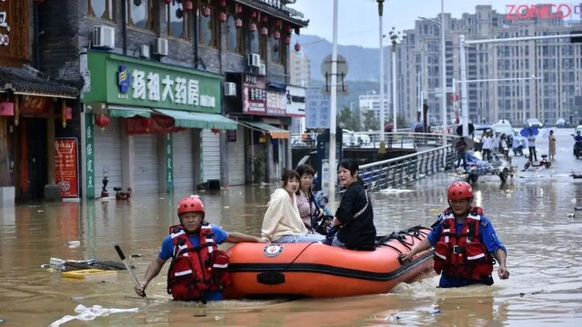 
گرفتاری صدها هزار چینی در سیلاب