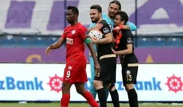 درخشش ستاره جنجالی پرسپولیسی در اولین بازی در ترکیه