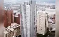 برج غول پیکر به روش مهندسی تخریب شد+ فیلم 