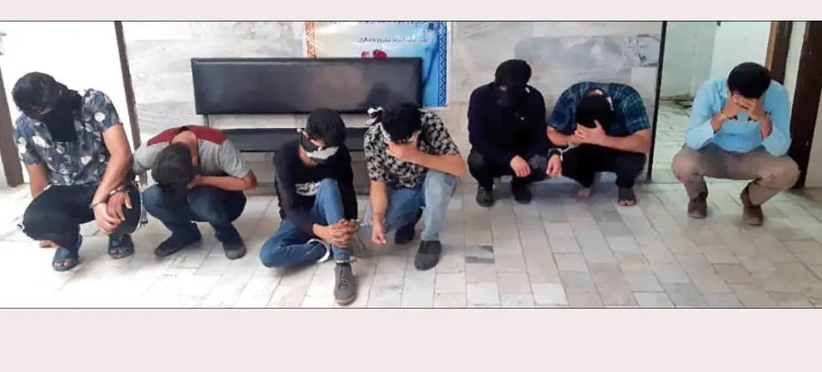  7 مرد خبیث در مشهد/« پلیس نامحسوس ! » جریمه نمی کرد دزدی می کرد!+عکس