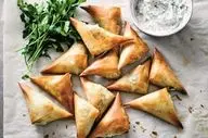 طرز تهیه بورک پیاز؛ فینگر فود خوشمزه و مجلسی با طعمی متفاوت