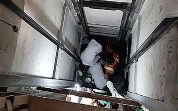 سقوط کارگر ساختمانی به عمق چاهک آسانسور در تهران