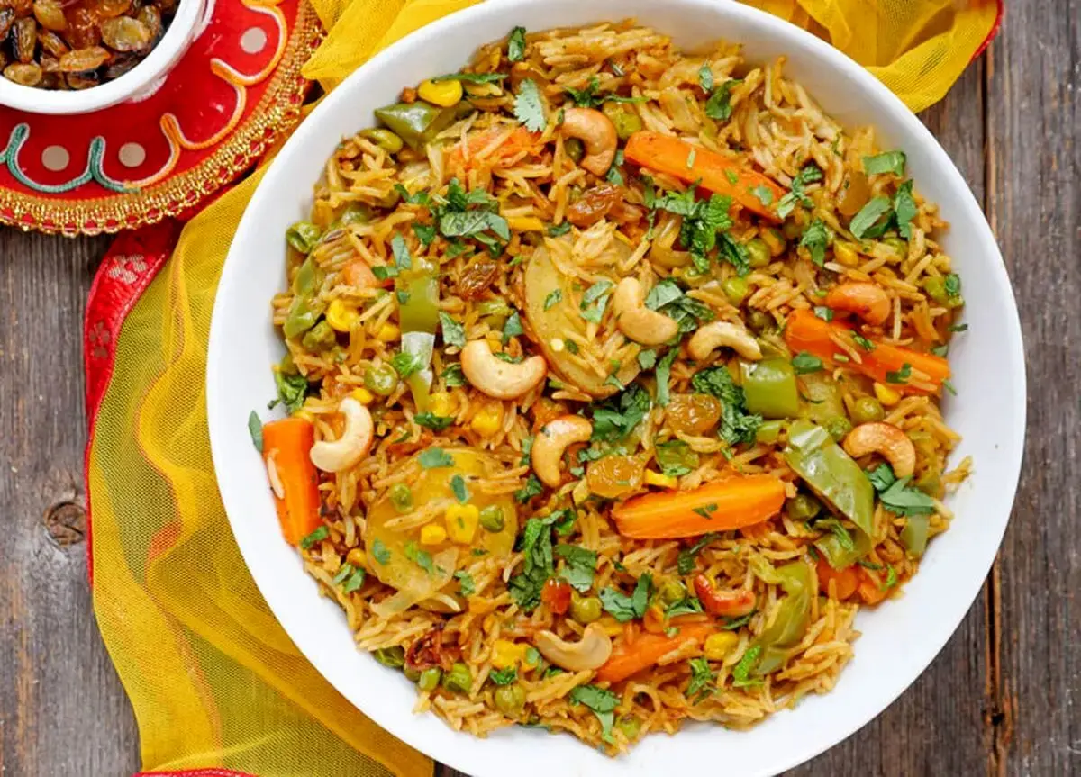 طرز تهیه بریانی سبزیجات هندی؛ غذای خوشعطر و خوشمزه به سبک خانگی