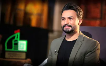 مصطفی راغب که مصاحبه اش در برنامه مهلا پخش شد کیست؟!|بیوگرافی مصطفی راغب خواننده خوش صدای یزدی
