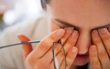 با علائم کمبود آهن در بدنتان آشنا شوید