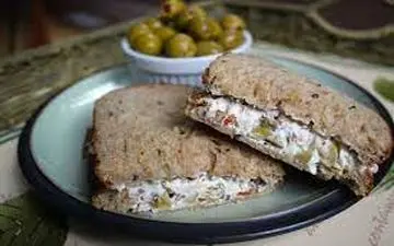 طرز تهیه  ساندویچ کرم زیتون  | ساندویچ مقوی و خوشمزه !