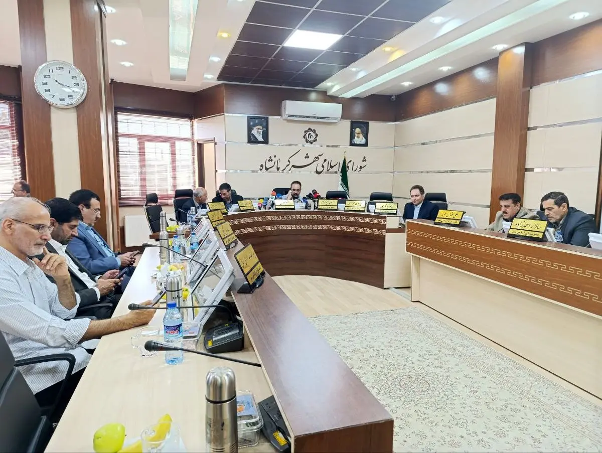 اولتیماتوم دادستان هم برای انتخاب هیات رییسه شورای شهر نتیجه نداد

