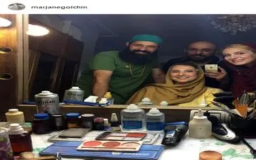 مرجانه گلچین در اتاق گریم