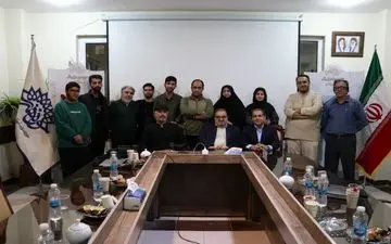 روایت تصویری و نوشتاری از «زندگی در جنگ» در کرمانشاه بررسی شد



