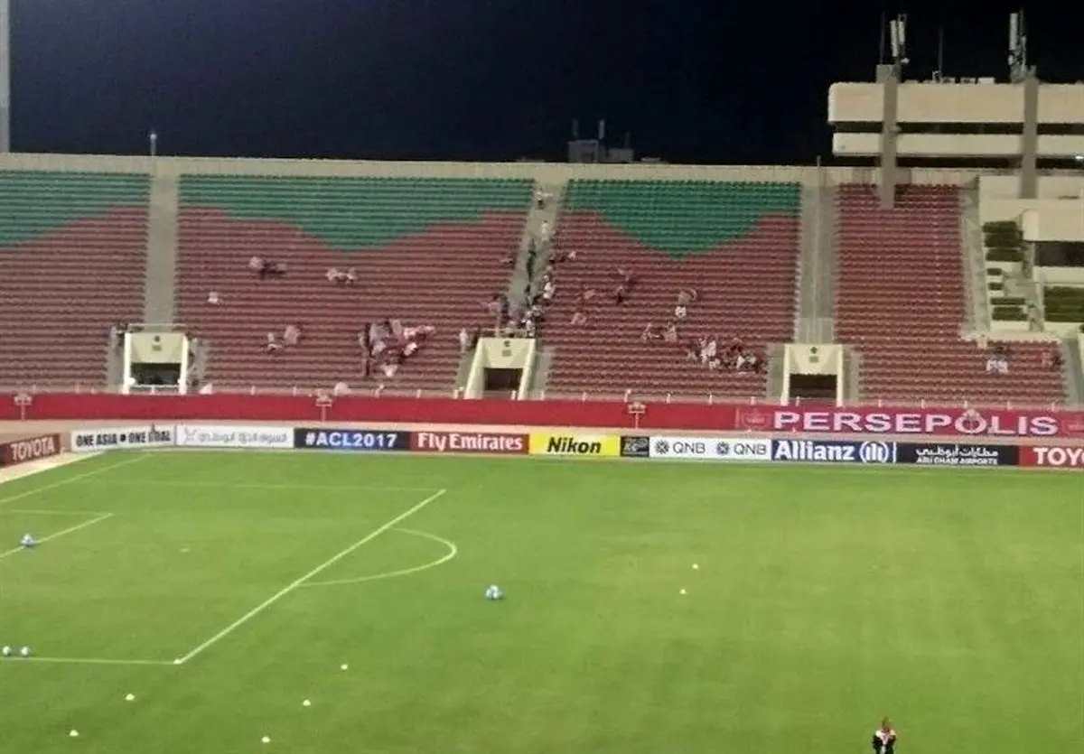 تشویق پرسپولیس در پایان بازی با وجود حذف/ تذکر ناظر AFC به بازیکنان الهلال