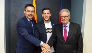 بارسلونا قرارداد کارلس پرز را تا 2022 تمدید کرد