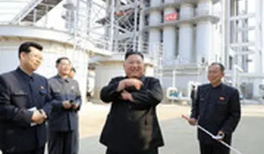 اولین تصاویر رسمی از حضور رهبر کره شمالی پس از شایعه مرگ/ اون کارخانه کود افتتاح کرد