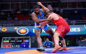 کشتی فرنگی قهرمانی جهان| کشتی‌های نیمه نهایی ۴ وزن اول مشخص شدند/ مصاف برنده گرایی با قهرمان جهان