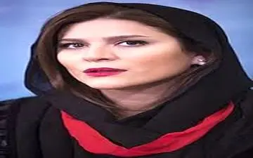 «سحر دولتشاهی» پس از دریافت سیمرغ 