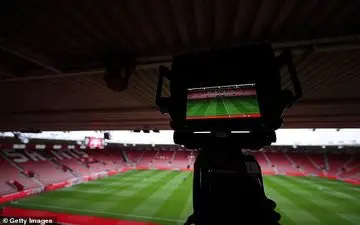 اعلام تاریخ احتمالی از سرگیری لیگ برتر انگلیس
