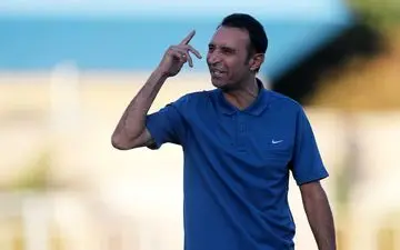 عنایتی با لوح تقدیر عازم نساجی شد!(عکس)