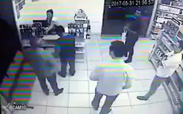 دزد بدشانسی که به کاهدان زد! + فیلم