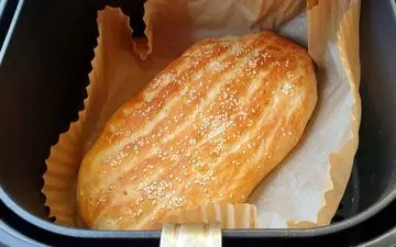 طرز تهیه نان بربری خانگی با بافتی نرم و پوسته‌ای طلایی