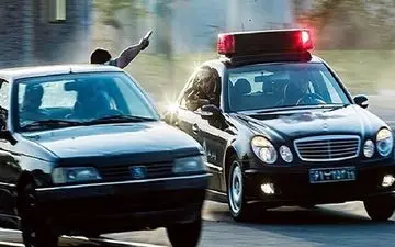 شکار پژو 405 مشکوک در کهریزک / مأموران با شلیک، راه فرار را بستند!