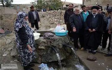 بازدید آیت‌الله رئیسی از روستای محروم جغری + تصاویر