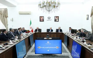 عارف: کشور به اقتدار علمی نیاز دارد