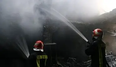 آتش سوزی در بازار تبریز با تلاش آتش نشانان اطفا شد
