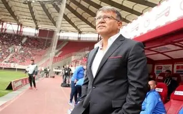  لمونیس: از شخصیت انصاری‌فرد راضی هستم/ او عملکرد مثبتی در تیم ملی ایران داشت