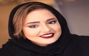 حضور نامحسوس نرگس محمدی و همسرش علی اوجی در کنار ماهی‌ها | عکس