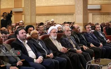 تصاویری دیدنی از نشست کرمانشاهیان مقیم تهران در مسجد الزهرا(س)